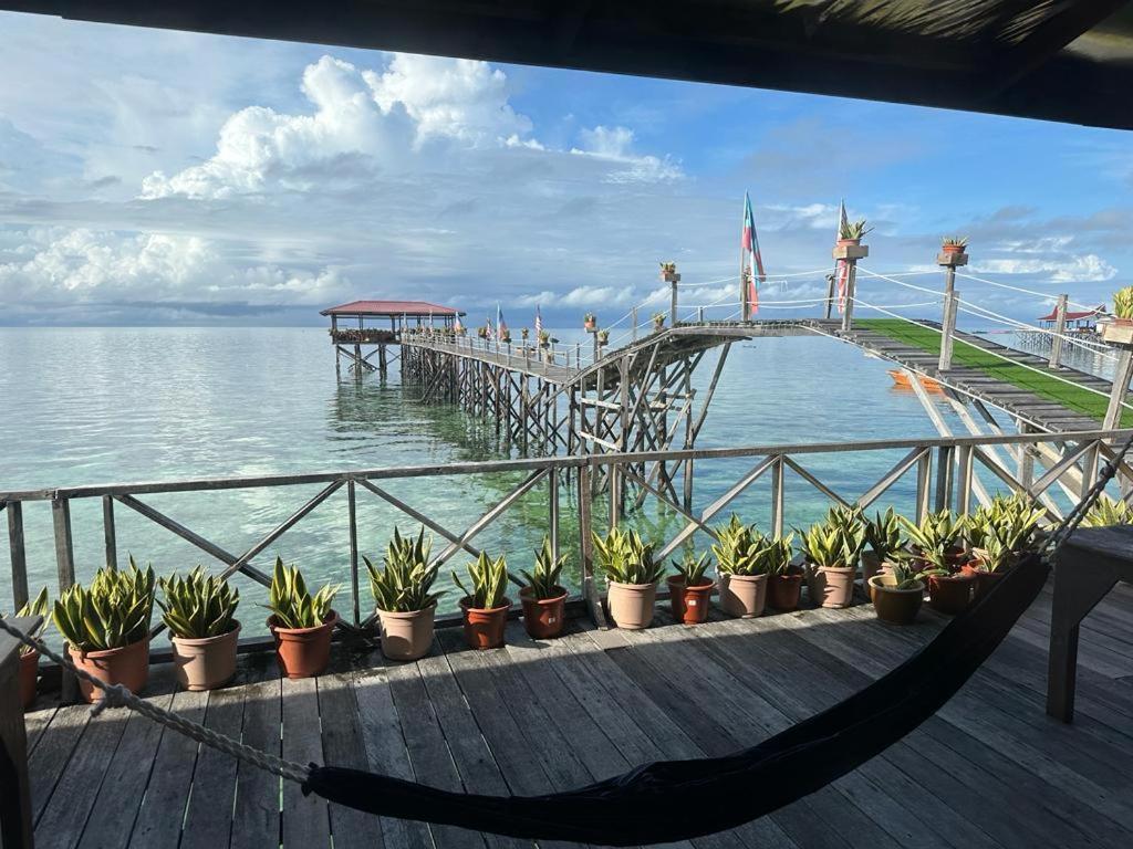 Mabul Backpackers Leilighet Mabul Island Eksteriør bilde