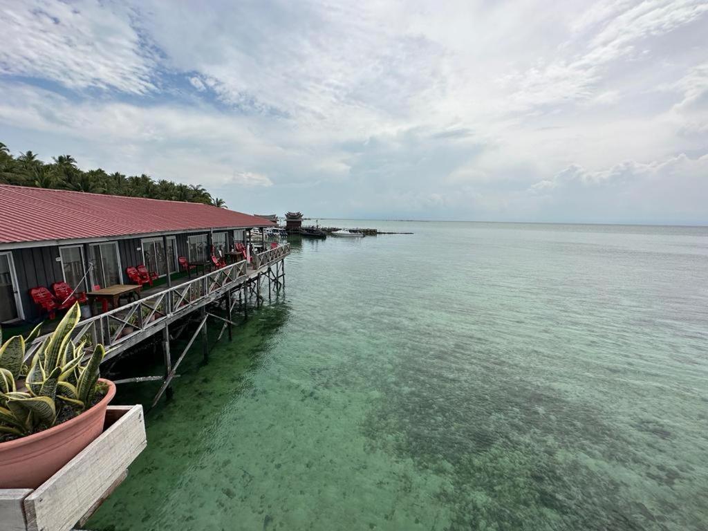 Mabul Backpackers Leilighet Mabul Island Eksteriør bilde